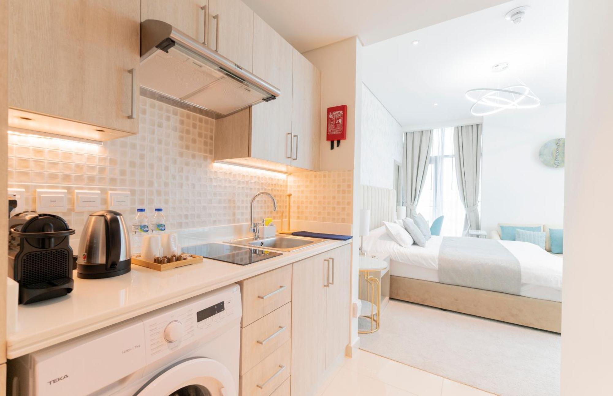 Studio With Private Beach Access At Palm Jumeirah ドバイ エクステリア 写真