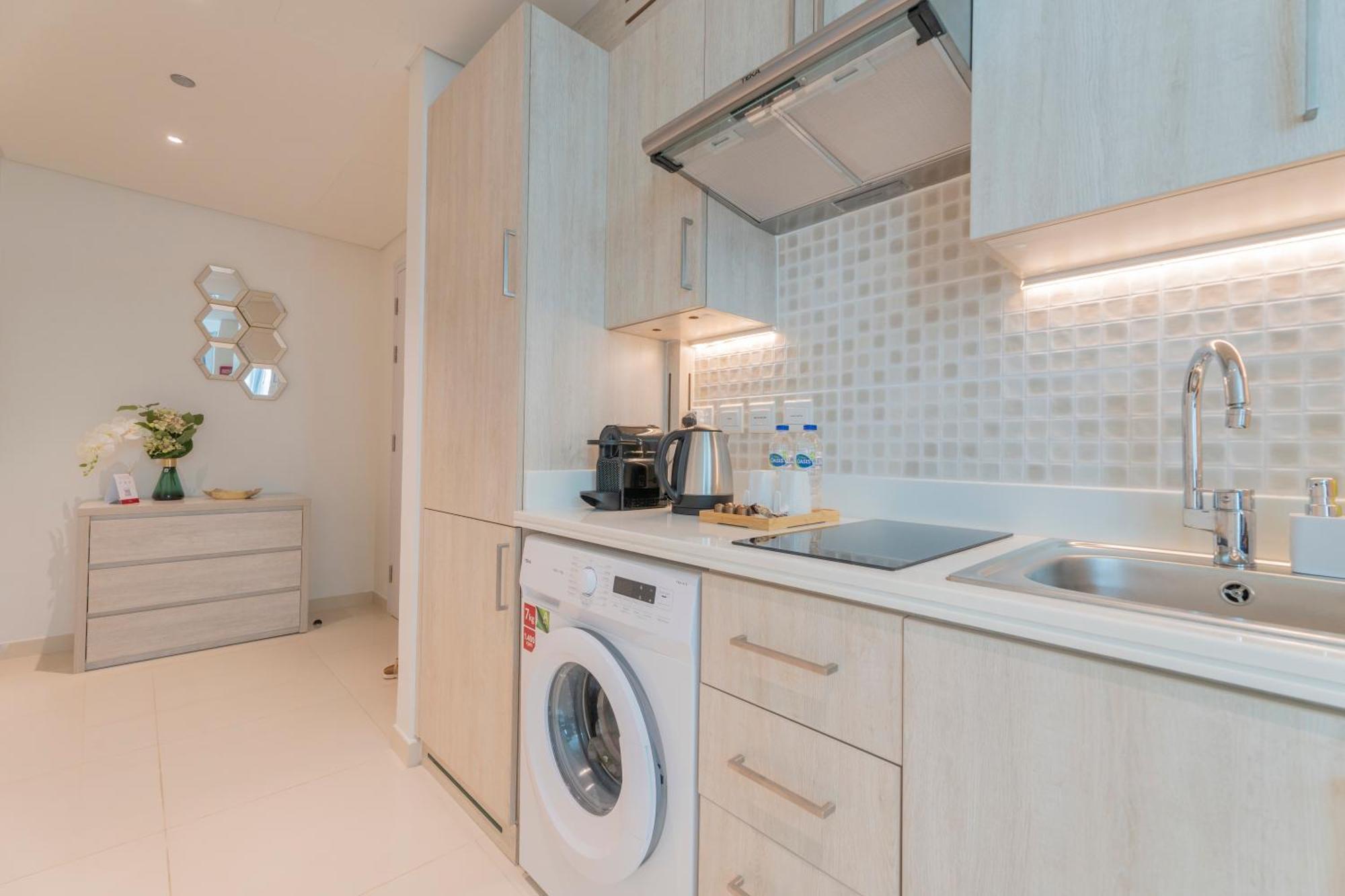 Studio With Private Beach Access At Palm Jumeirah ドバイ エクステリア 写真