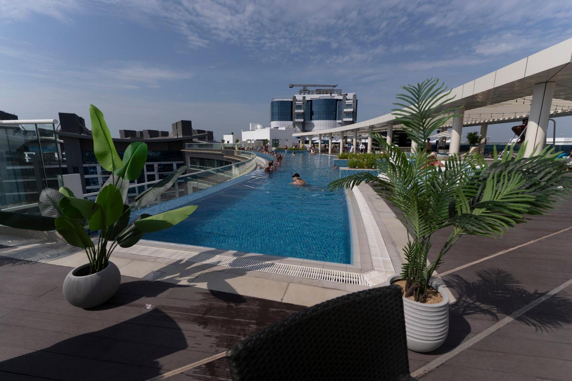 Studio With Private Beach Access At Palm Jumeirah ドバイ エクステリア 写真