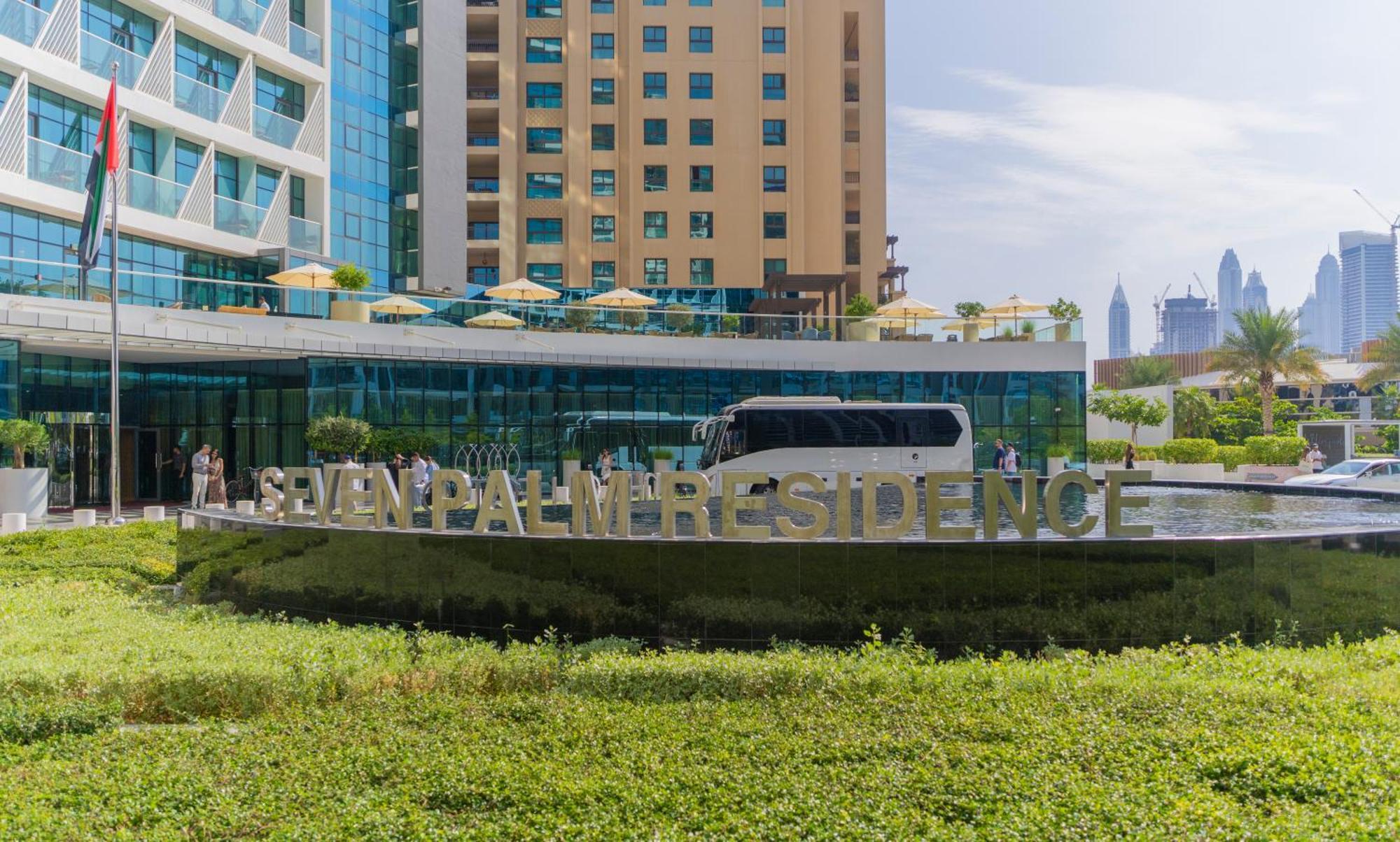 Studio With Private Beach Access At Palm Jumeirah ドバイ エクステリア 写真